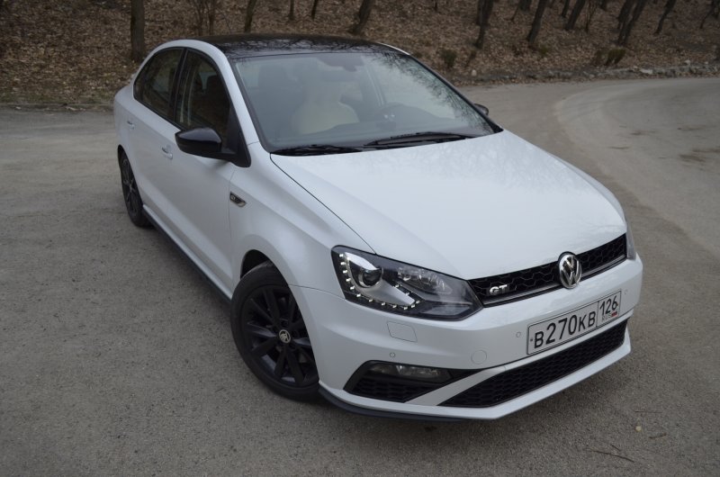 Volkswagen Polo sedan gt белый