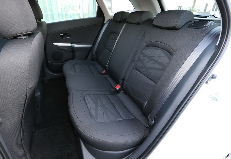 Kia Ceed 2013 универсал салон сзади