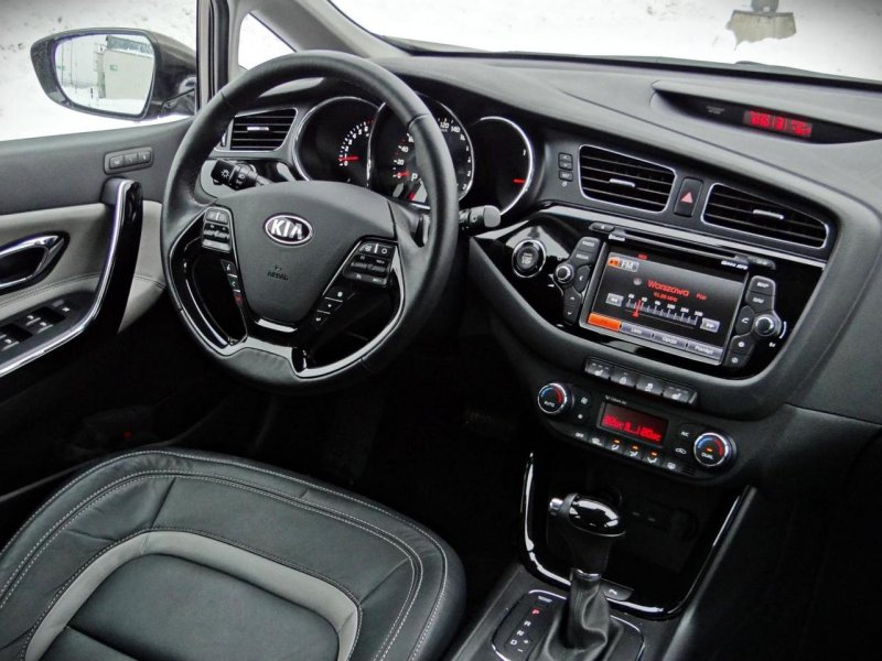 Kia Ceed салон