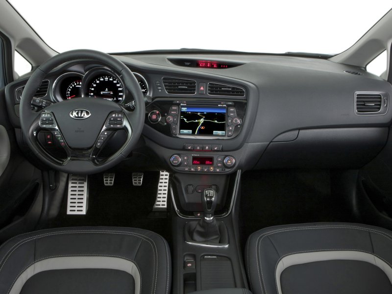 Kia Ceed 2016 салон