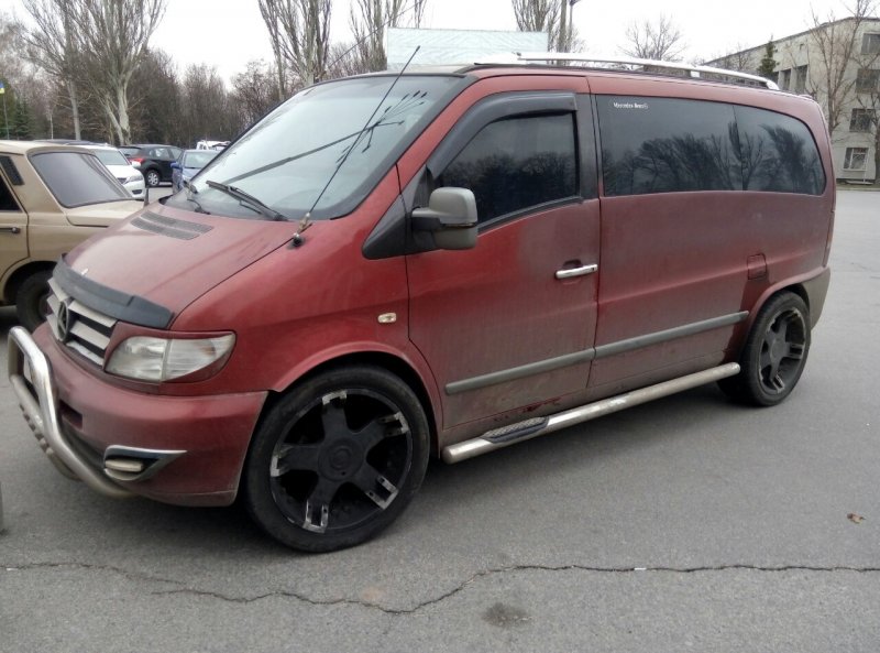 Mercedes-Benz w638 van