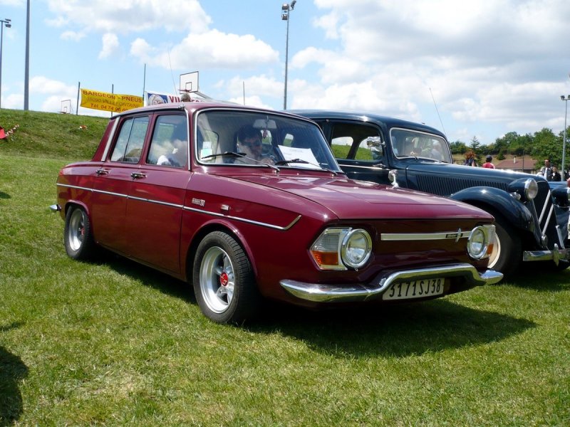 Renault r10