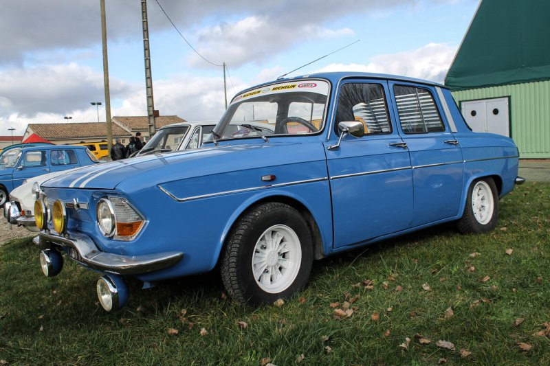 Renault r 10 Москвич