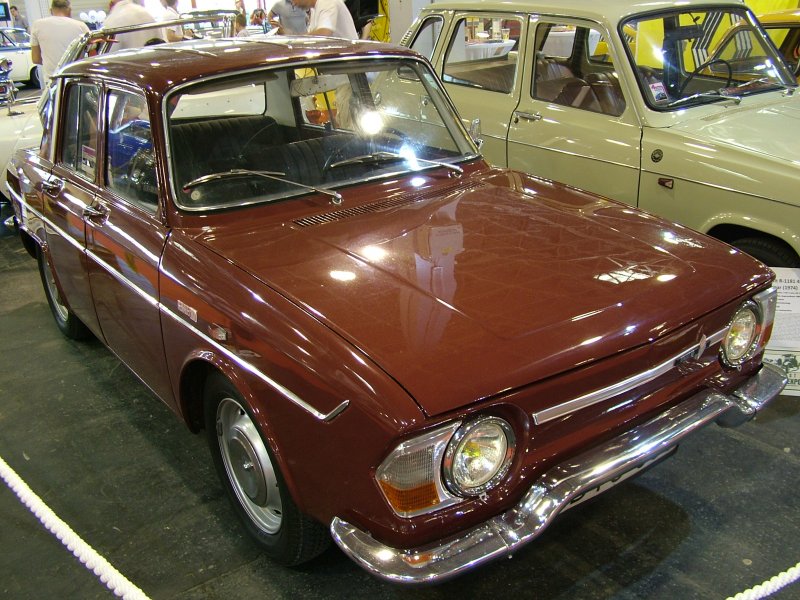 Renault 10 (119_)