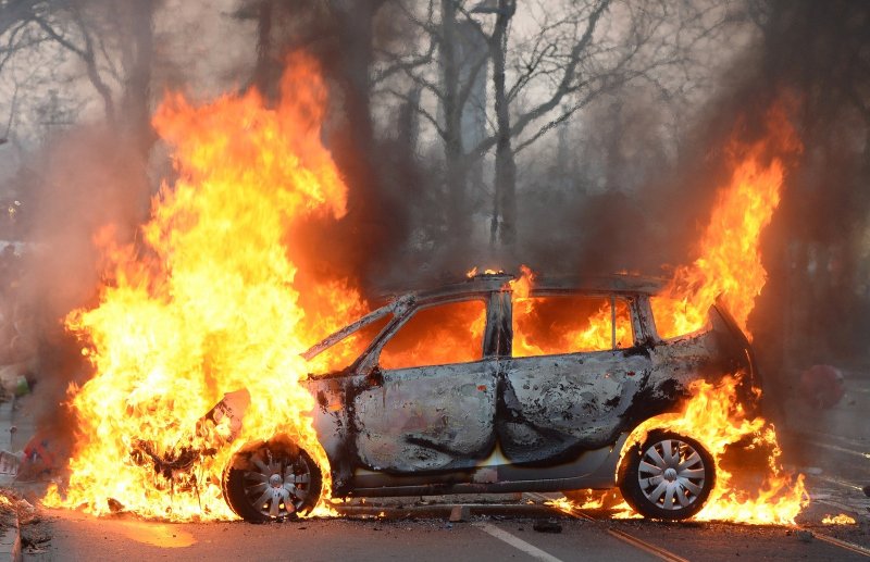 Возгорание автомобиля