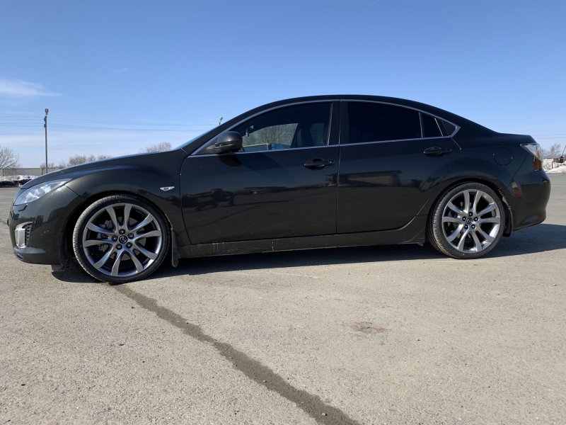 Mazda 6 r19 Black