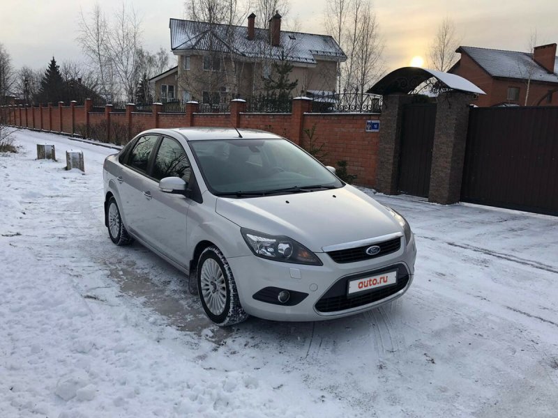 Ford Focus 2 Рестайлинг серый