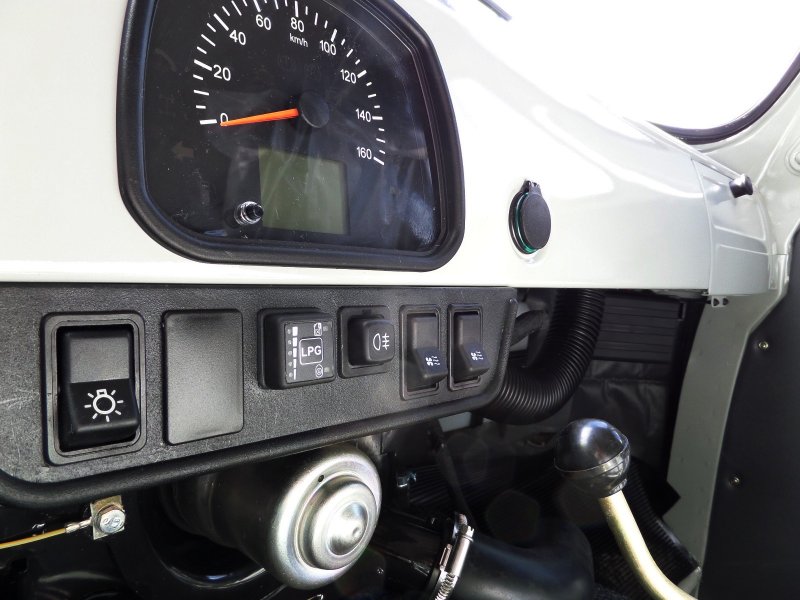 УАЗ 3909 приборная панель