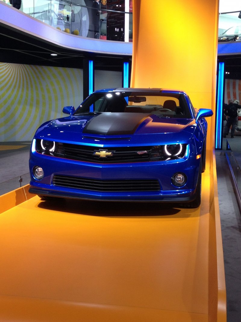 Шевроле Camaro 2013