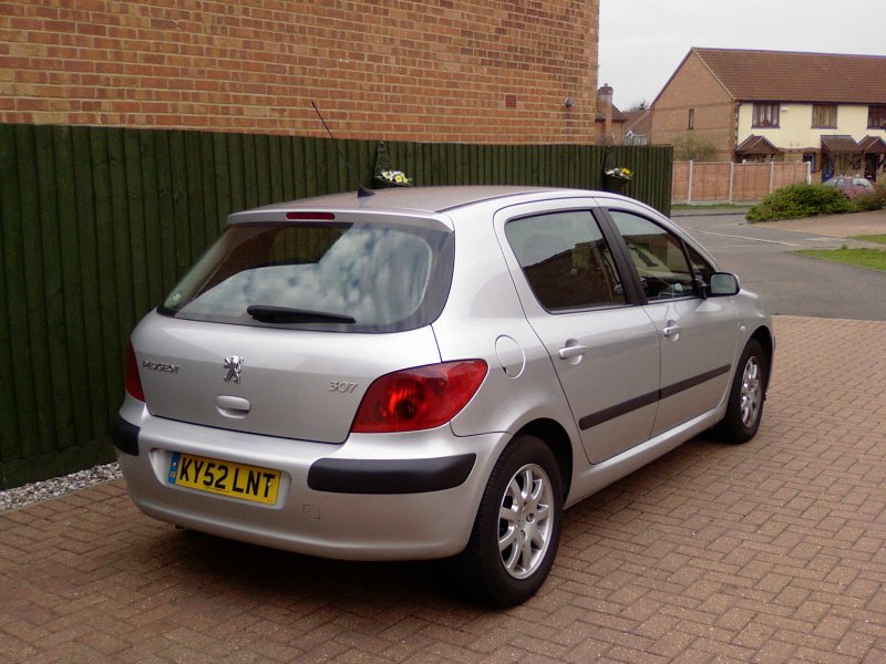 Peugeot 206 1.1