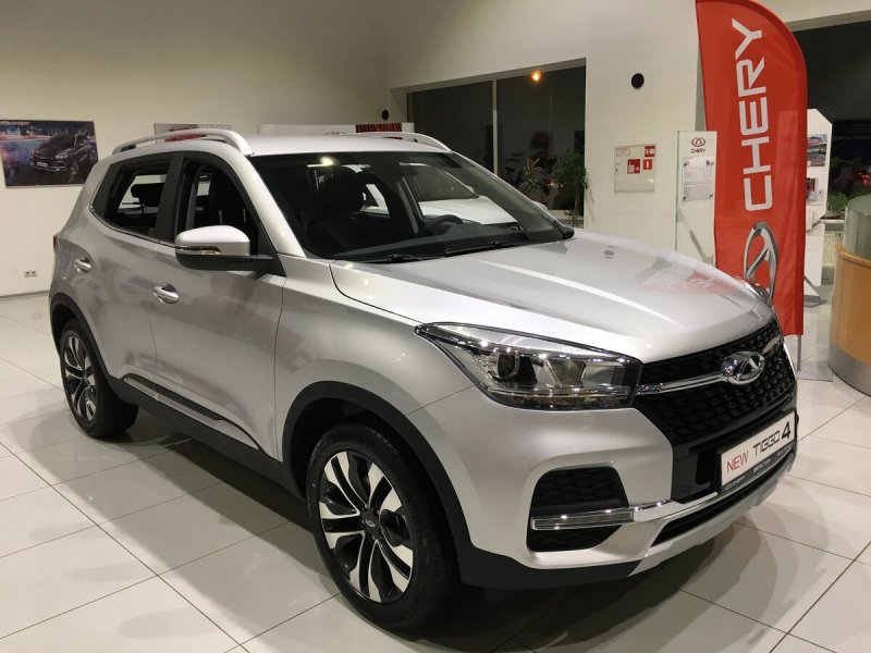 Chery Tiggo 4 красный