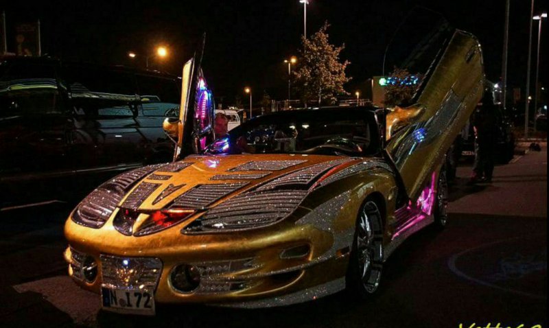 Машина за 1000000