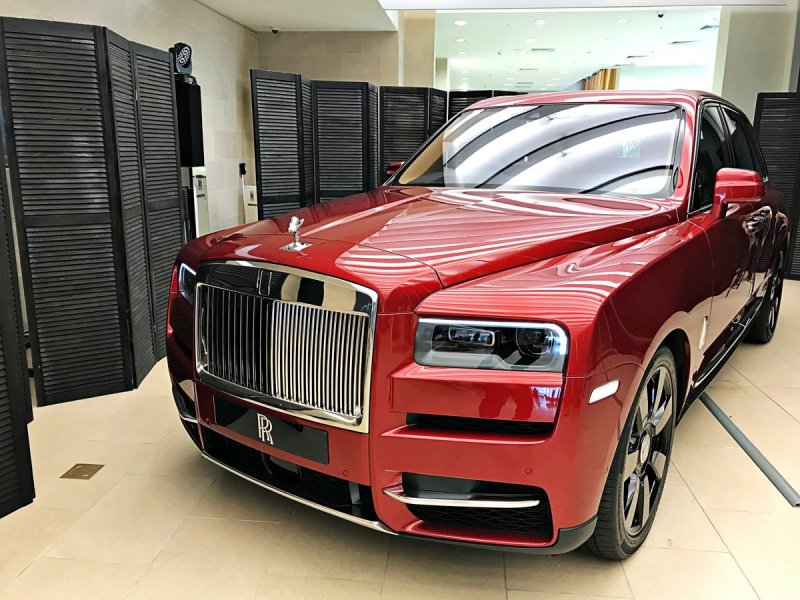 Внедорожник Rolls-Royce Cullinan