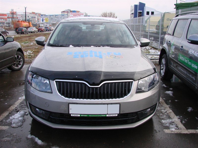 SIM sscoct1312 дефлектор капота Skoda Octavia (2013-) (темн.
