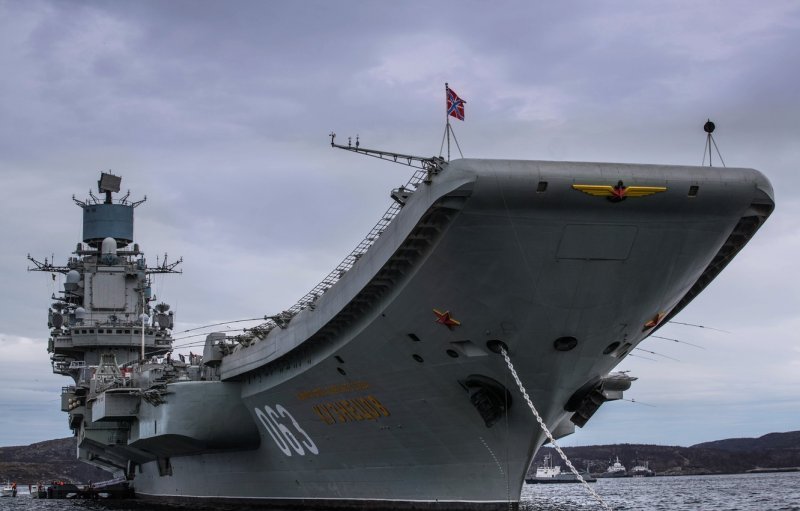 Новый авианосец России шторм