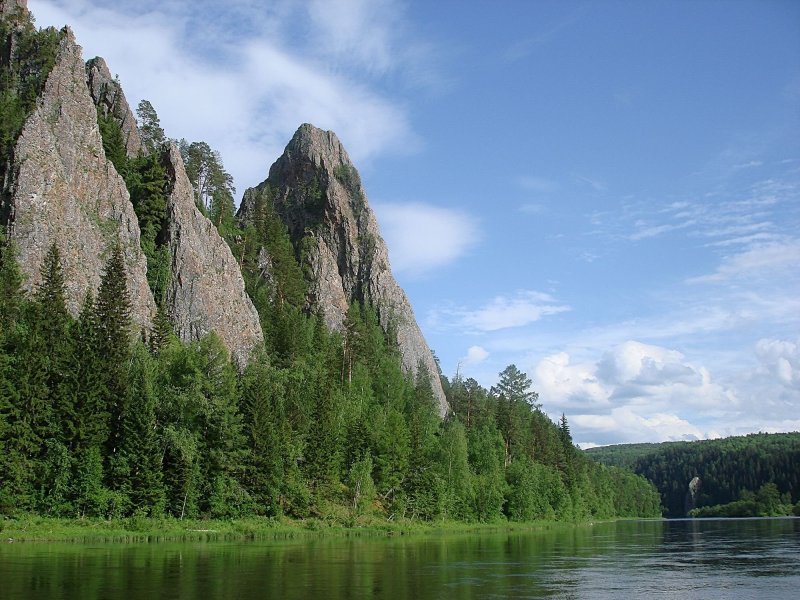 Таежная река Мана