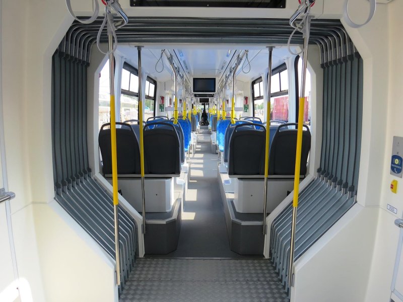 Stadler flirt внутри