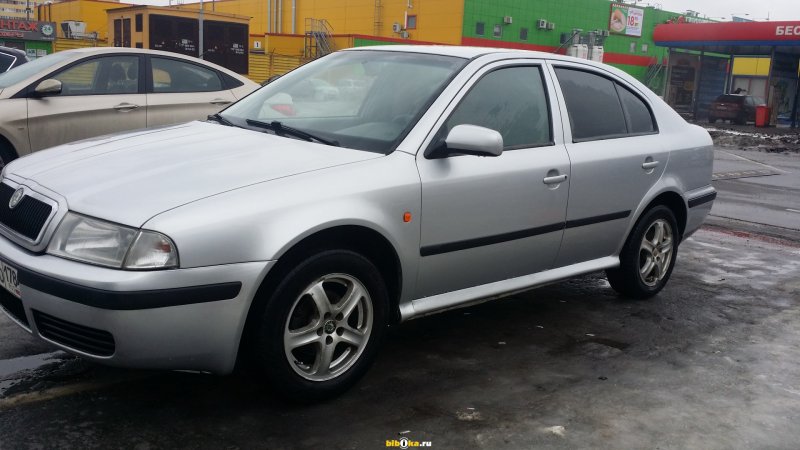 Шкода Октавия 1999