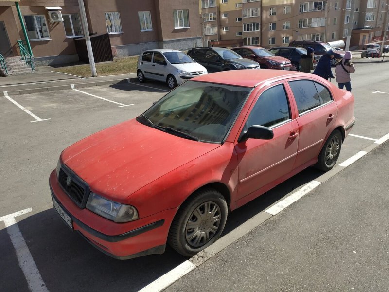 Skoda Octavia 1.8 МТ, 1999