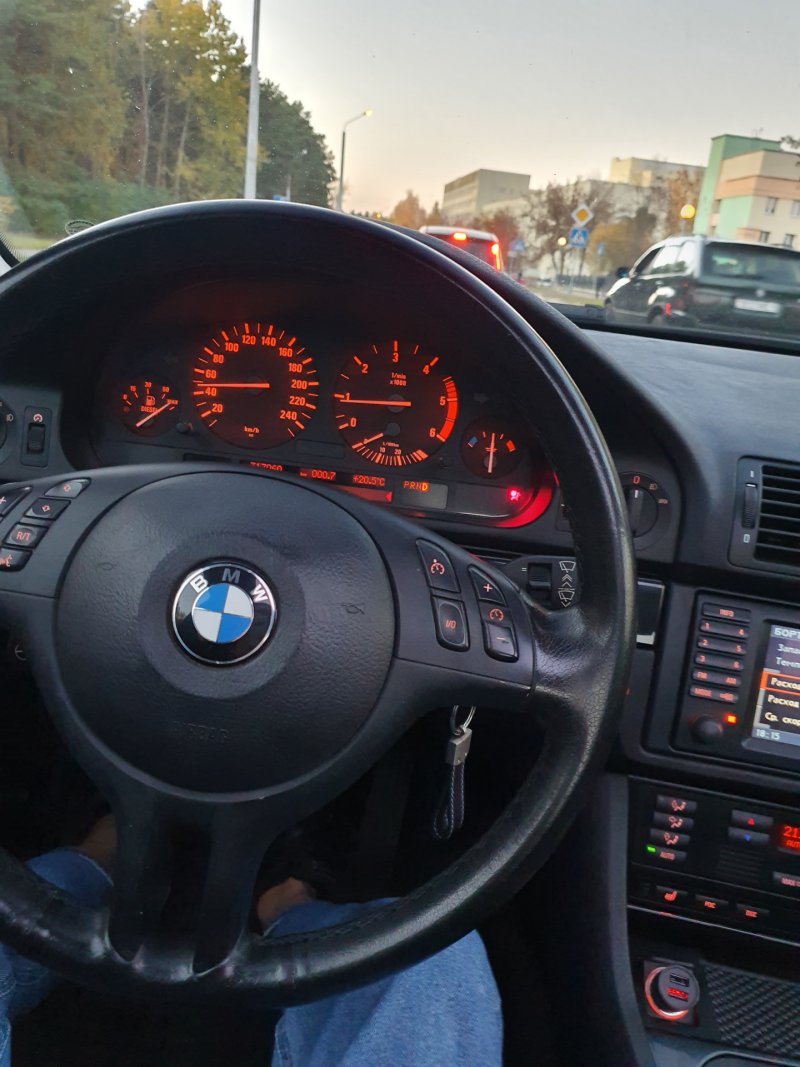 За рулем БМВ е39