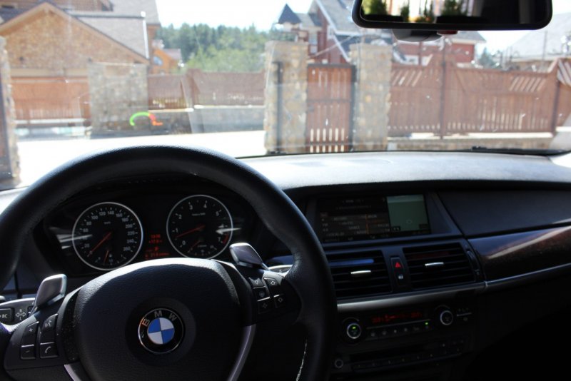 Проекция на лобовое стекло BMW x5 e70