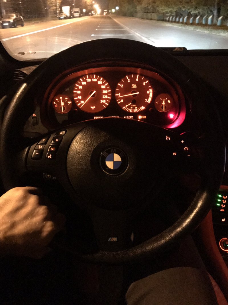 BMW m5 e60 салон ночью