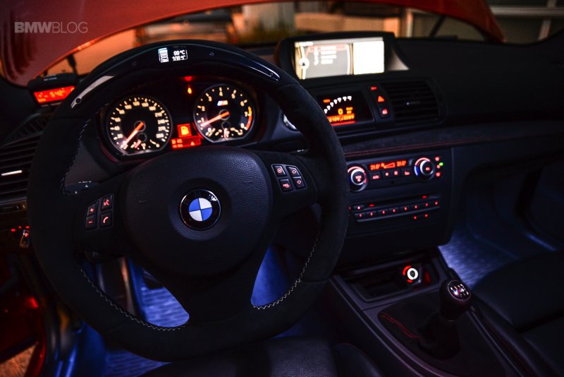 BMW x6m салон ночью