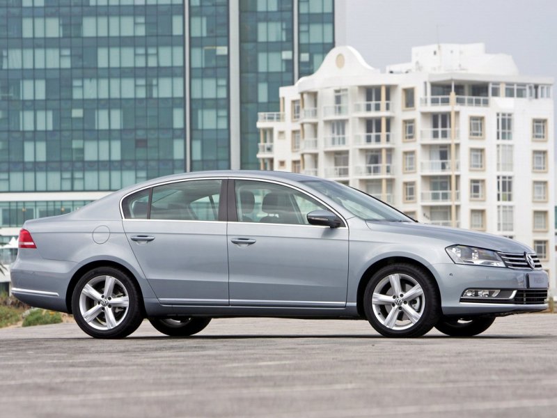 Volkswagen Passat b7 седан