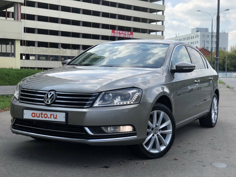 Volkswagen Passat b7 седан