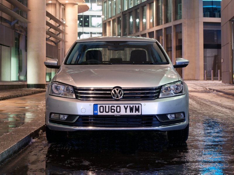 Volkswagen Passat b7 седан