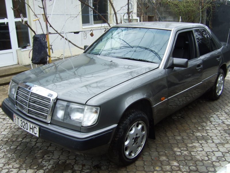 Мерседес 124 3.0 дизель