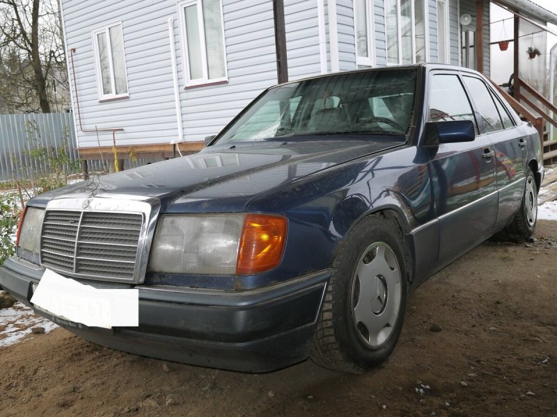 Mercedes-Benz w124 1984