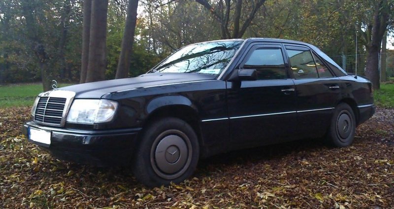 Мерседес 124 1990