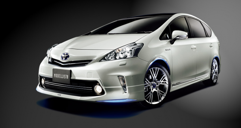 Toyota Prius Alpha 2015