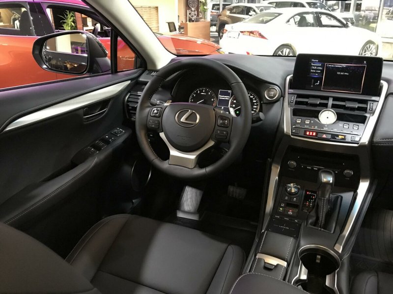 Lexus NX 300h Interior
