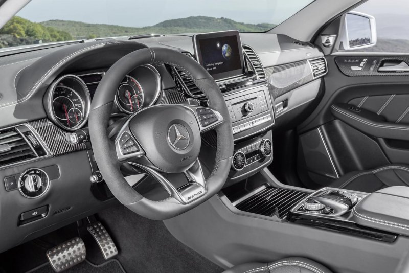 Mercedes GLE Coupe AMG 63s салон