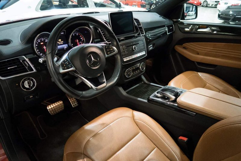 Mercedes GLE 2016 AMG салон