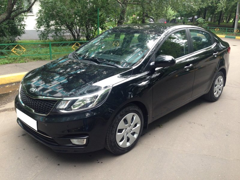 Kia Rio 2013 черная