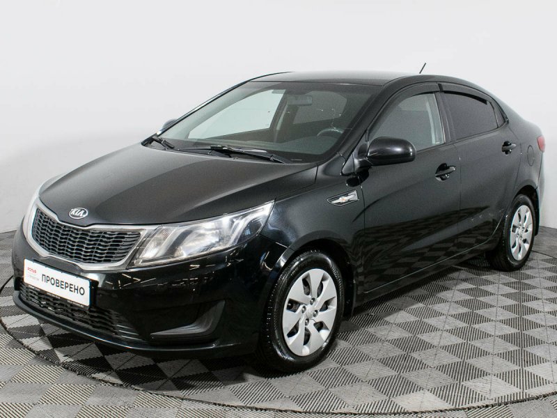Kia Rio 2013 черная
