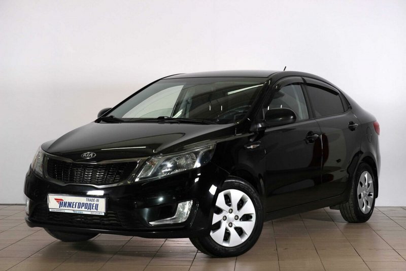 Kia Rio 2013 черная