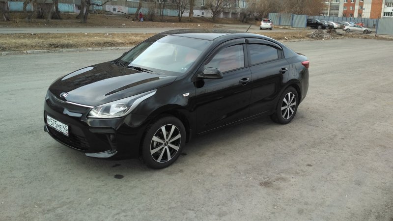 Kia Rio 2014 черная