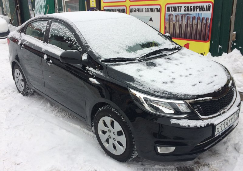 Kia Rio 2020 Phantom Black