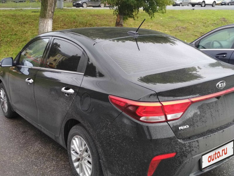 Kia Rio 2019 черная