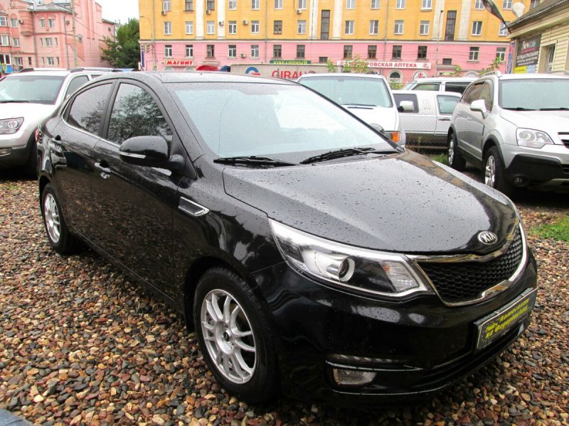 Kia Rio 2016 седан черный