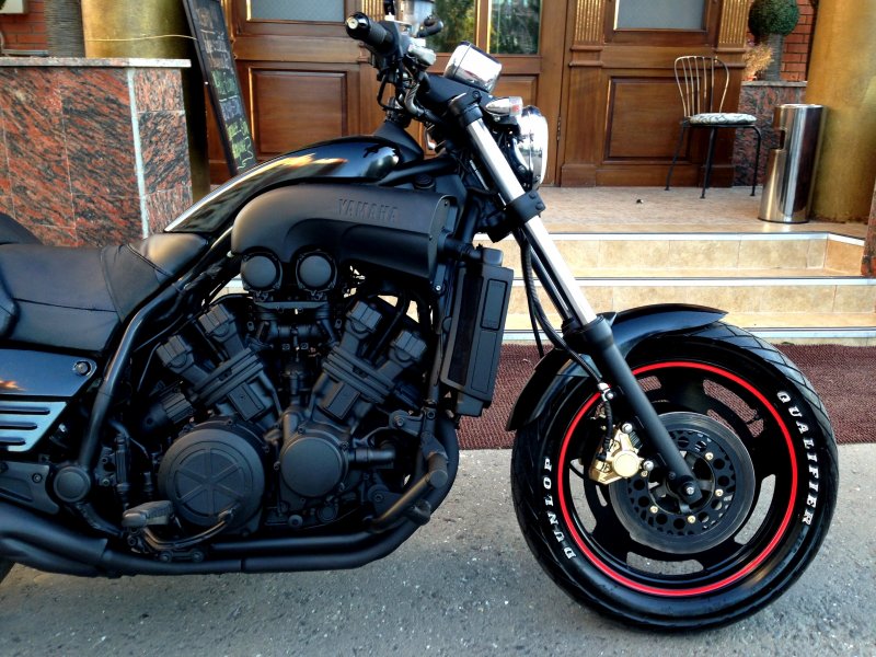 Yamaha v-Max Custom
