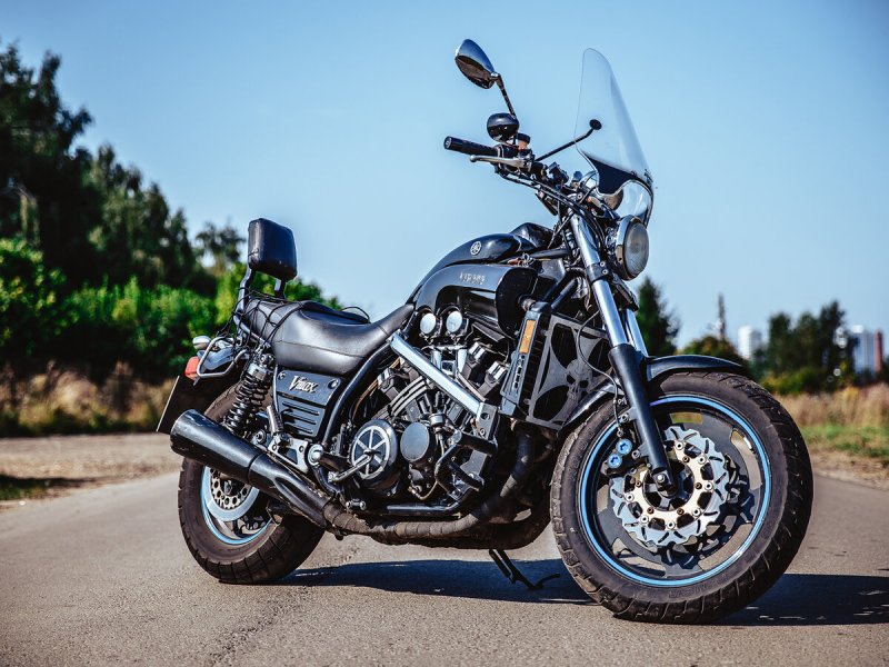 Yamaha v-Max