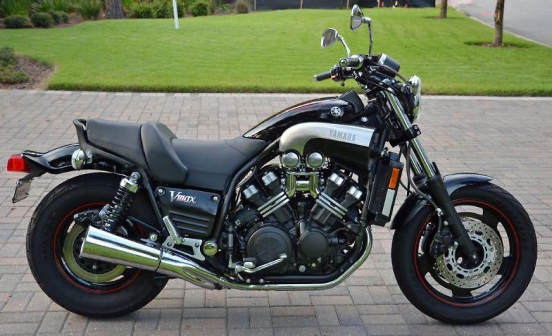 Мотоцикл Ямаха v Max 1200