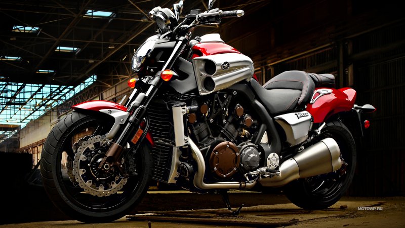 Мотоцикл Yamaha Vmax