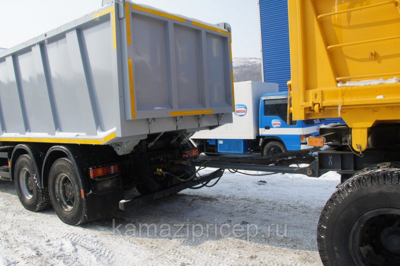 Самосвал МАЗ 6501с9-8520-005