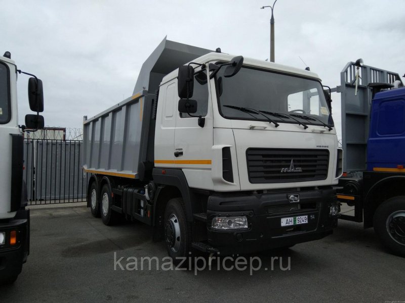 Самосвал МАЗ 6501с9-8520-005